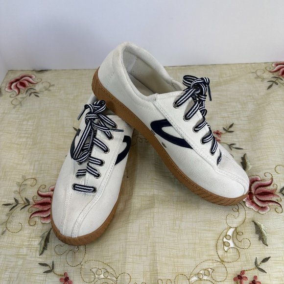 Tretorn Nylite White and Blue, Blue Canvas Tennis Shoe size 8M - Picture 1 of 6
